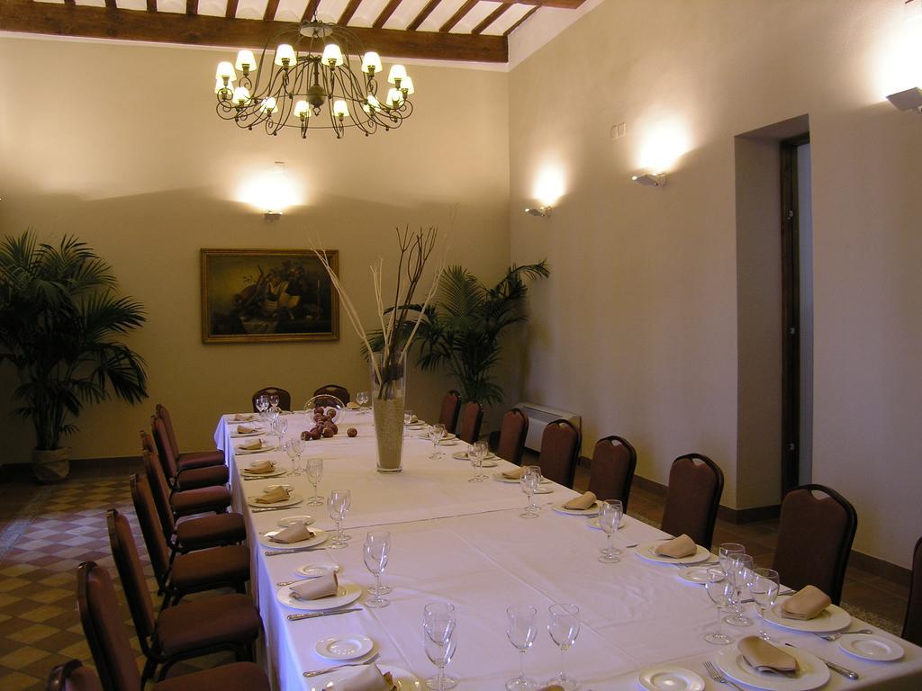 Hotel Convento De Santa Clara Alcázar de San Juan Restaurant foto